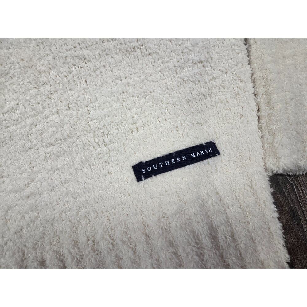 Southern Marsh SOUTHERN CLASSICS Cloud Sweatshirt White Medium Plush Sweater - Picture 2 of 7